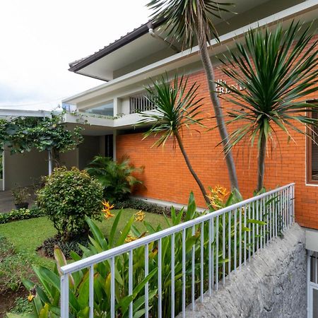 Family Only Amazing City View Villa - De Reiz Firen Syariah Bandung Exterior photo